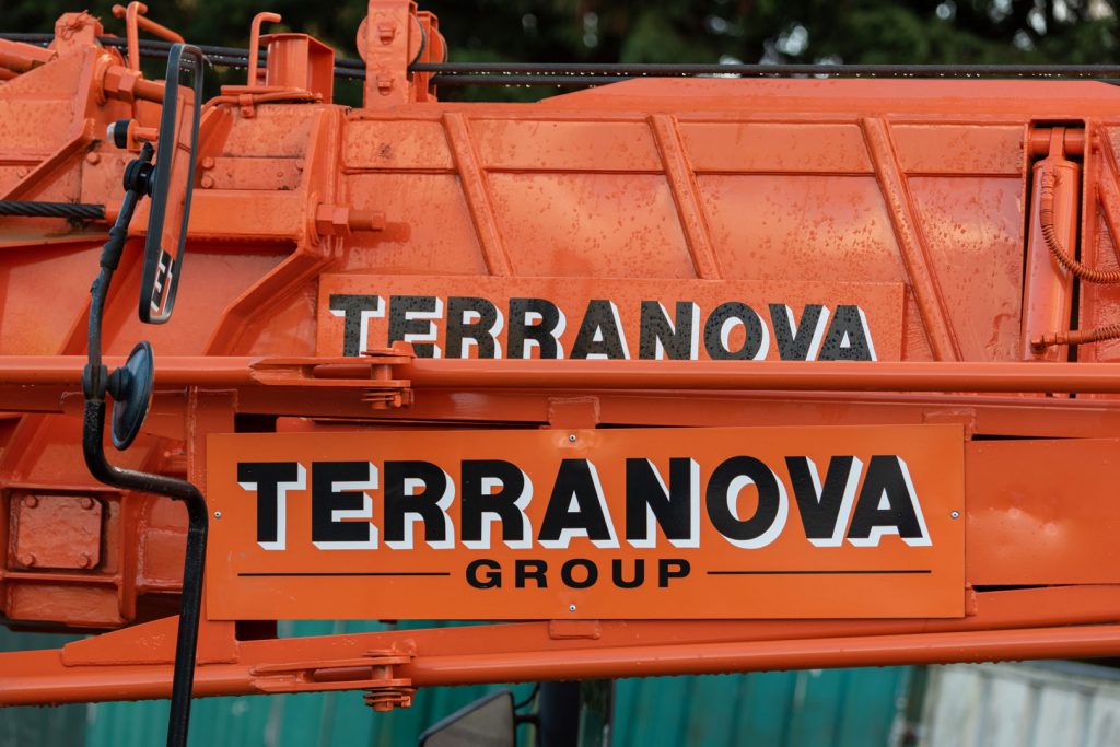 Terranova Crane Boom Arms