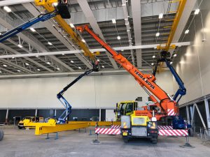 AC40 gantry crane farnborough airport