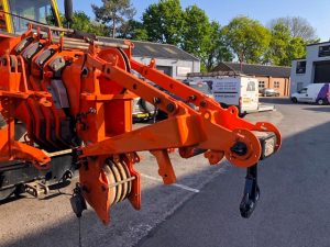 Demag runner attachment fitted with double hook