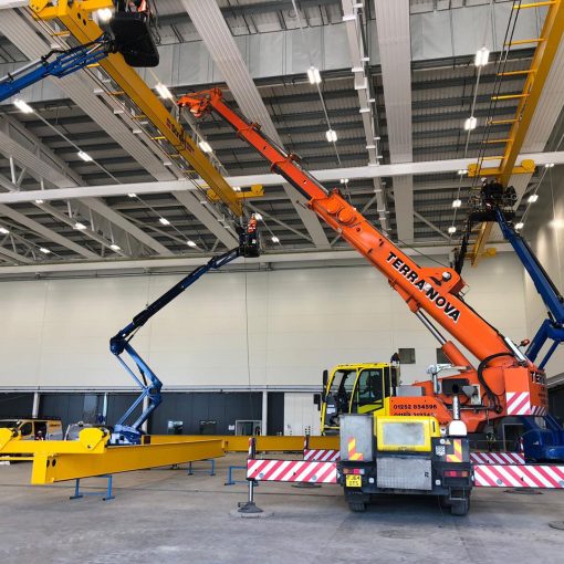 AC40 gantry crane farnborough airport